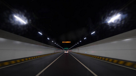 时隧道 时间与空间的视觉交错